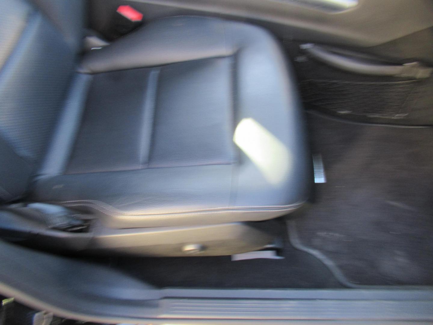 2014 Black /Black Mercedes-Benz E-Class E350 4MATIC Sedan (WDDHF8JB0EA) with an 3.5L V6 DOHC 24V engine, 7-Speed Automatic transmission, located at 1511 North Shepherd Dr., Houston, TX, 77008, (281) 657-1221, 29.798361, -95.412560 - 2014 MERCEDES-BENZ E-CLASS E 350 SPORT 4MATIC VIN: WDDHF8JB0EA815984 W D D H F 8 J B 0 E A 8 1 5 9 8 4 SEDAN 4 DR 3.5L V6 F DOHC 24V GASOLINE ALL WHEEL DRIVE- Photo#13