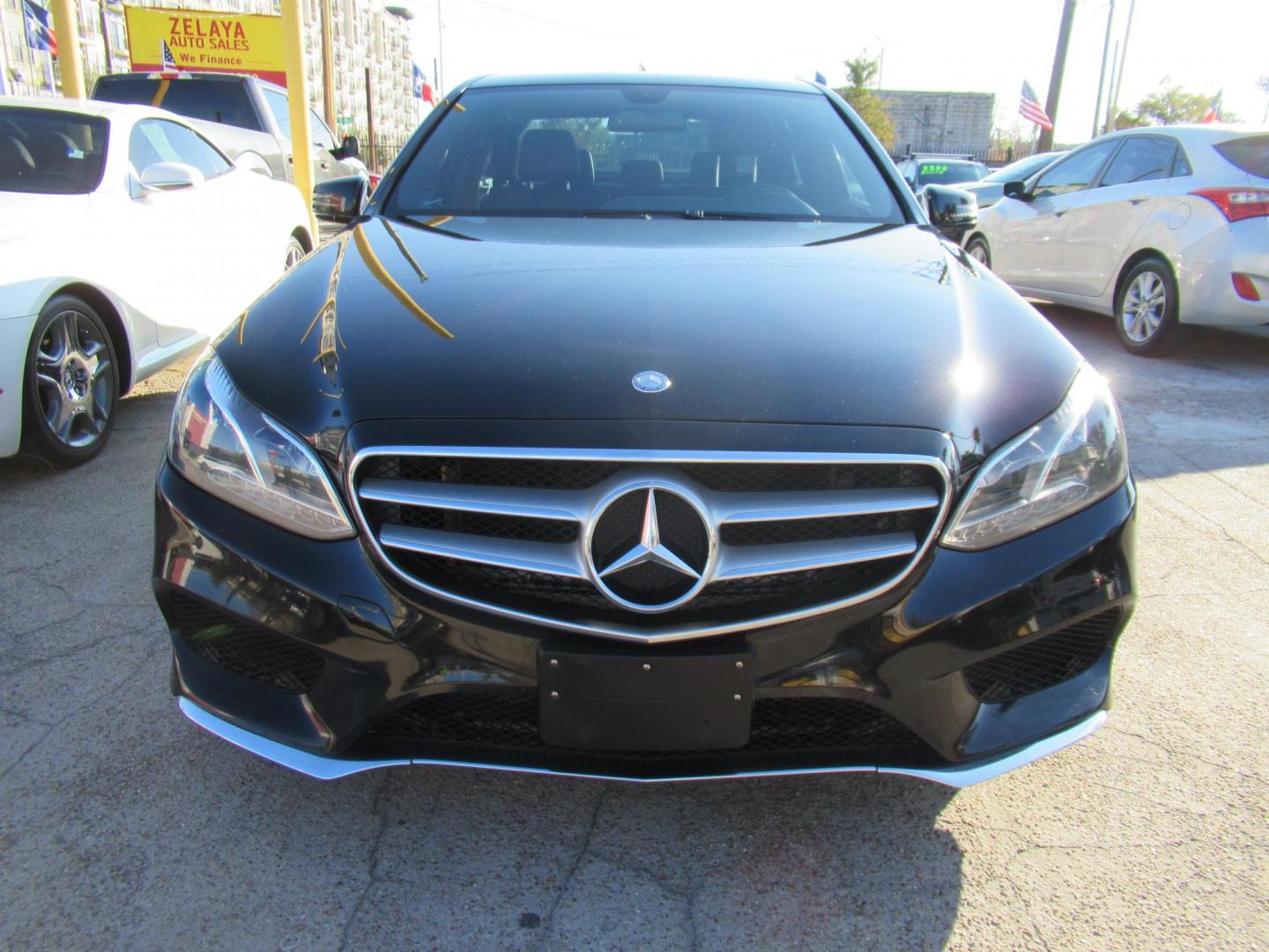 2014 Black /Black Mercedes-Benz E-Class E350 4MATIC Sedan (WDDHF8JB0EA) with an 3.5L V6 DOHC 24V engine, 7-Speed Automatic transmission, located at 1511 North Shepherd Dr., Houston, TX, 77008, (281) 657-1221, 29.798361, -95.412560 - 2014 MERCEDES-BENZ E-CLASS E 350 SPORT 4MATIC VIN: WDDHF8JB0EA815984 W D D H F 8 J B 0 E A 8 1 5 9 8 4 SEDAN 4 DR 3.5L V6 F DOHC 24V GASOLINE ALL WHEEL DRIVE - Photo#17