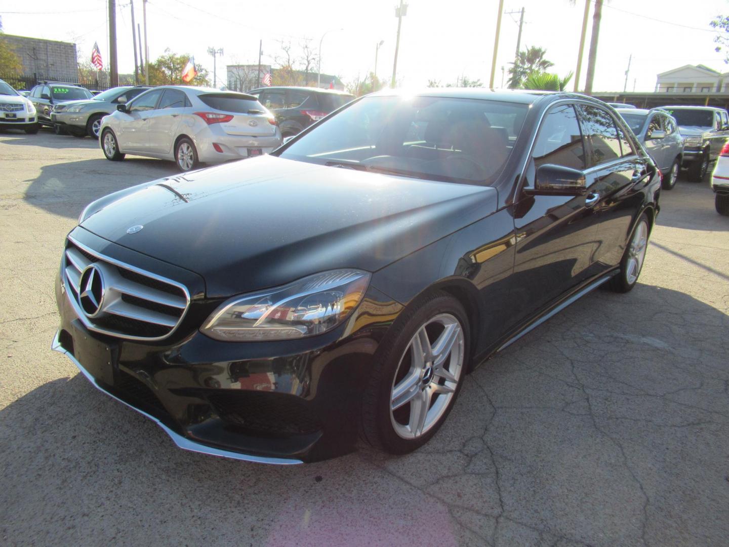 2014 Black /Black Mercedes-Benz E-Class E350 4MATIC Sedan (WDDHF8JB0EA) with an 3.5L V6 DOHC 24V engine, 7-Speed Automatic transmission, located at 1511 North Shepherd Dr., Houston, TX, 77008, (281) 657-1221, 29.798361, -95.412560 - 2014 MERCEDES-BENZ E-CLASS E 350 SPORT 4MATIC VIN: WDDHF8JB0EA815984 W D D H F 8 J B 0 E A 8 1 5 9 8 4 SEDAN 4 DR 3.5L V6 F DOHC 24V GASOLINE ALL WHEEL DRIVE - Photo#26