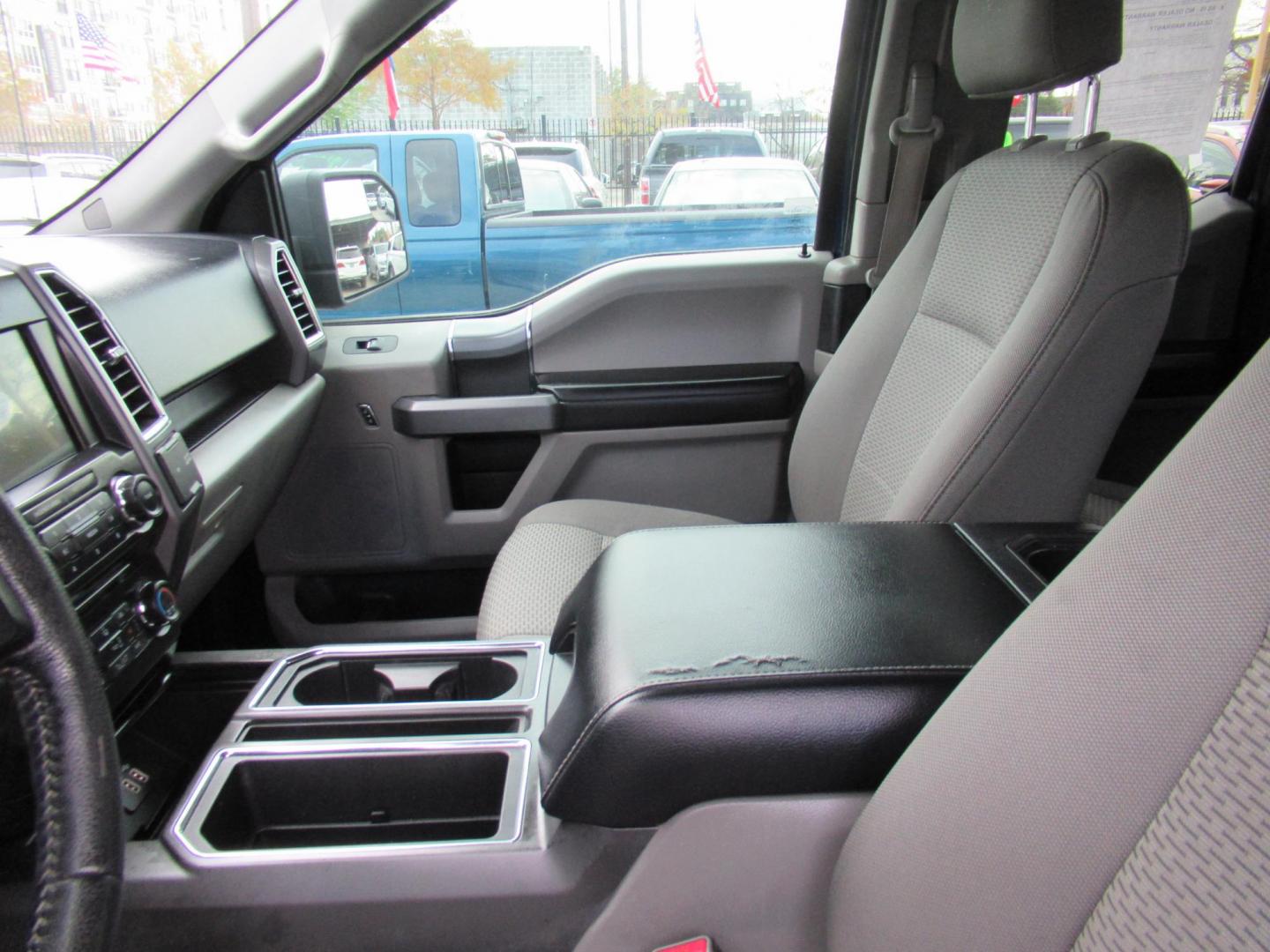 2016 Blue /Gray Ford F-150 Lariat SuperCab 6.5-ft. 4WD (1FTFX1EG8GK) with an 3.5L V6 DOHC 24V engine, 6A transmission, located at 1511 North Shepherd Dr., Houston, TX, 77008, (281) 657-1221, 29.798361, -95.412560 - 2016 FORD F-150 XLT VIN: 1FTFX1EG8GKE23392 1 F T F X 1 E G 8 G K E 2 3 3 9 2 4 DOOR EXTENDED CAB PICKUP 3.5L V6 F DOHC 24V GASOLINE REAR WHEEL DRIVE W/ 4X4 - Photo#14