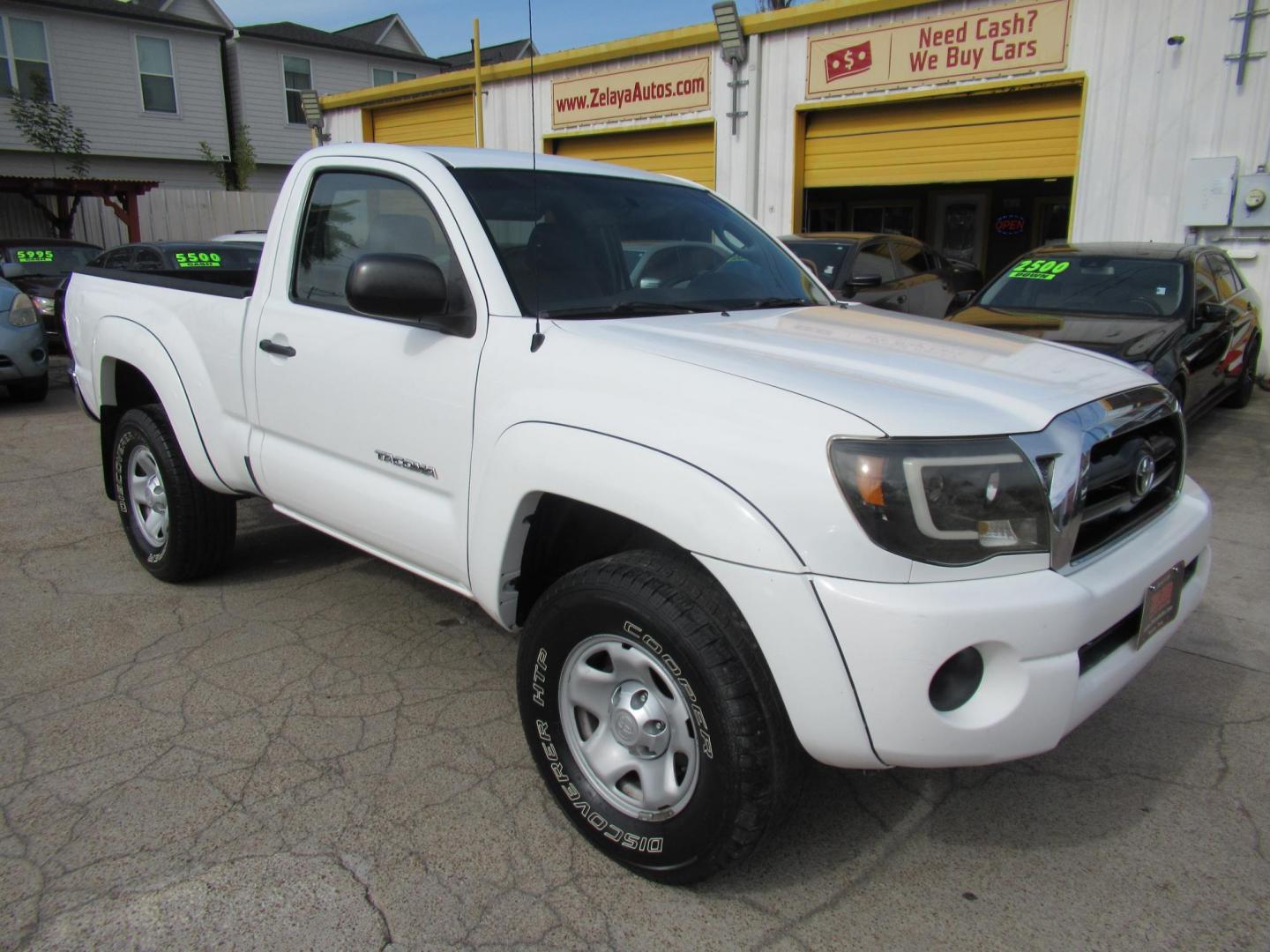 2007 White /Gray Toyota Tacoma PreRunner 2WD (5TENX62N57Z) with an 2.7L L4 DOHC 16V engine, 5-Speed Manual transmission, located at 1511 North Shepherd Dr., Houston, TX, 77008, (281) 657-1221, 29.798361, -95.412560 - 2007 TOYOTA TACOMA PRERUNNER VIN: 5TENX62N57Z415452 5 T E N X 6 2 N 5 7 Z 4 1 5 4 5 2 PICKUP 2.7L I4 F DOHC 16V GASOLINE REAR WHEEL DRIVE - Photo#13