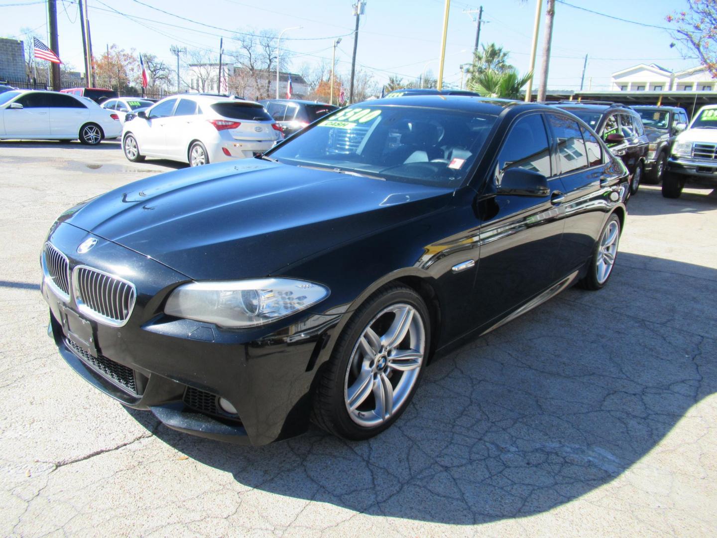 2012 BMW 5-Series 535i (WBAFR7C52CC) with an 3.0L L6 DOHC 24V engine, Automatic transmission, located at 1511 North Shepherd Dr., Houston, TX, 77008, (281) 657-1221, 29.798361, -95.412560 - 2012 BMW 535I VIN: WBAFR7C52CC808804 W B A F R 7 C 5 2 C C 8 0 8 8 0 4 SEDAN 4 DR 3.0L I6 F DOHC 24V GASOLINE REAR WHEEL DRIVE - Photo#20