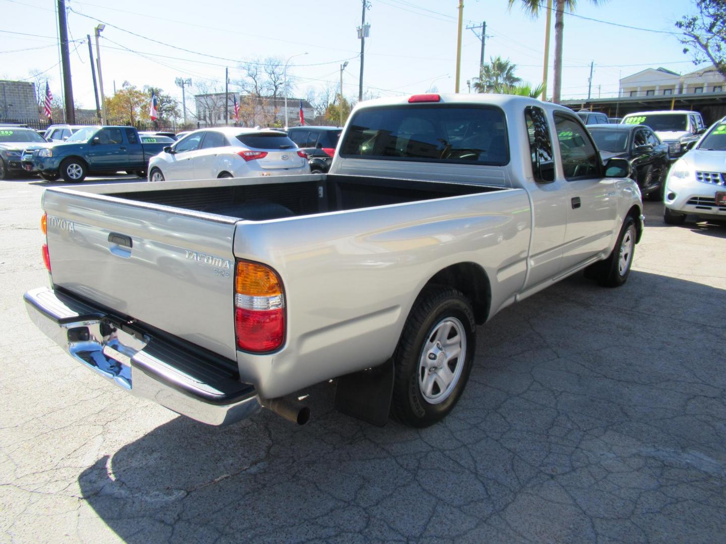 2004 Silver /Gray Toyota Tacoma Xtracab 2WD (5TEVL52N64Z) with an 2.4L L4 DOHC 16V engine, Automatic transmission, located at 1511 North Shepherd Dr., Houston, TX, 77008, (281) 657-1221, 29.798361, -95.412560 - 2004 TOYOTA TACOMA VIN: 5TEVL52N64Z448400 5 T E V L 5 2 N 6 4 Z 4 4 8 4 0 0 CLUB CAB PICKUP 2.4L I4 F DOHC 16V GASOLINE REAR WHEEL DRIVE - Photo#19