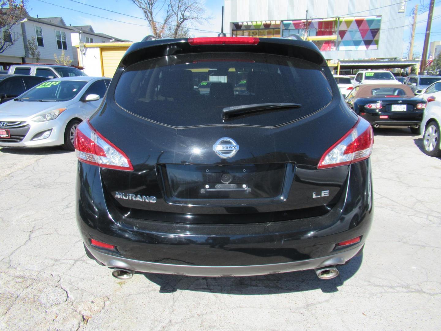 2011 Black /Tan Nissan Murano LE (JN8AZ1MU1BW) with an 3.5L V6 DOHC 24V engine, CVT transmission, located at 1511 North Shepherd Dr., Houston, TX, 77008, (281) 657-1221, 29.798361, -95.412560 - Photo#16