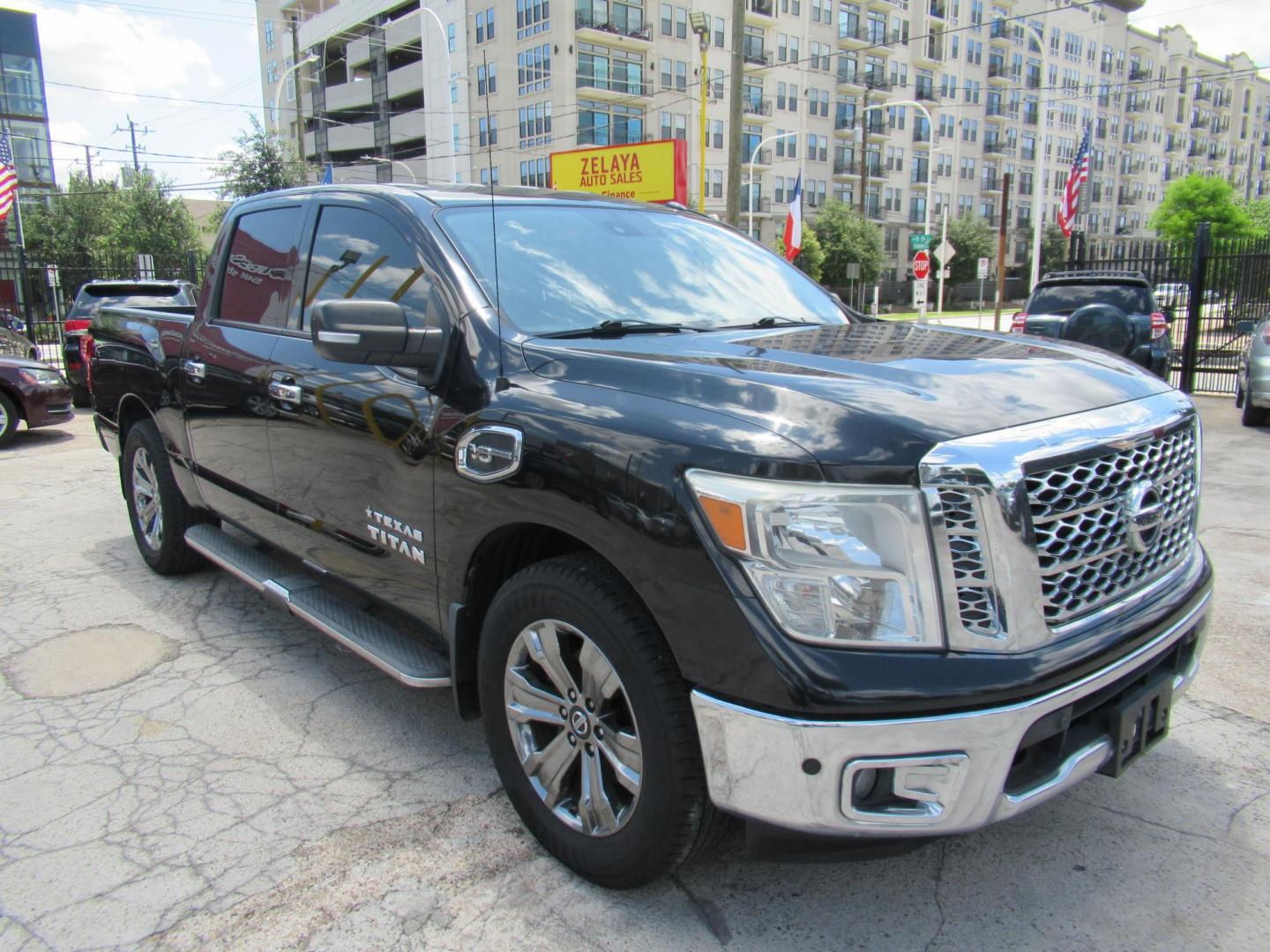 2017 Black /Black Nissan Titan S Crew Cab 2WD (1N6AA1E60HN) with an 5.6L V8 DOHC 32V engine, 6A transmission, located at 1511 North Shepherd Dr., Houston, TX, 77008, (281) 657-1221, 29.798361, -95.412560 - 2017 NISSAN TITAN SV VIN: 1N6AA1E60HN564070 1 N 6 A A 1 E 6 0 H N 5 6 4 0 7 0 CREW PICKUP 5.6L V8 F DOHC 32V GASOLINE REAR WHEEL DRIVE - Photo#20