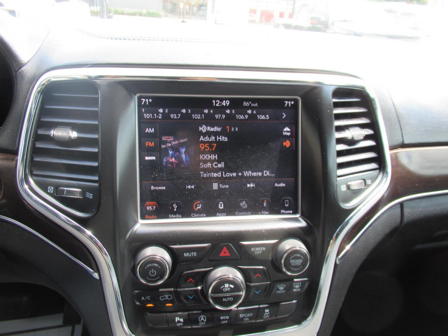 2018 Gray /Gray Jeep Grand Cherokee Limited 2WD (1C4RJEBG0JC) with an 3.6L V6 DOHC 24V engine, 8A transmission, located at 1511 North Shepherd Dr., Houston, TX, 77008, (281) 657-1221, 29.798361, -95.412560 - 2018 Jeep Grand Cherokee Sterling Edition 130,262 mi VIN: 1C4RJEBG0JC253671 Vehicle Details 4 Door Wagon/Sport Utility 3.6L V6 F DOHC 24V Gasoline Rear wheel drive- Photo#2