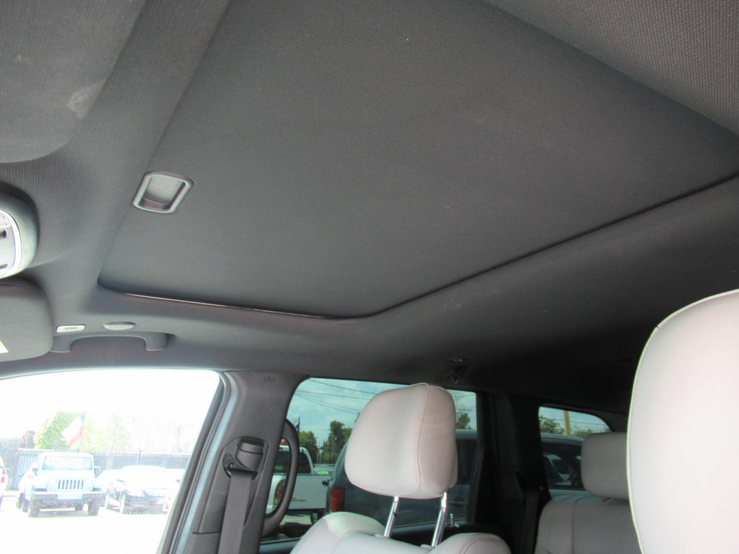 2018 Gray /Gray Jeep Grand Cherokee Limited 2WD (1C4RJEBG0JC) with an 3.6L V6 DOHC 24V engine, 8A transmission, located at 1511 North Shepherd Dr., Houston, TX, 77008, (281) 657-1221, 29.798361, -95.412560 - 2018 Jeep Grand Cherokee Sterling Edition 130,262 mi VIN: 1C4RJEBG0JC253671 Vehicle Details 4 Door Wagon/Sport Utility 3.6L V6 F DOHC 24V Gasoline Rear wheel drive - Photo#10