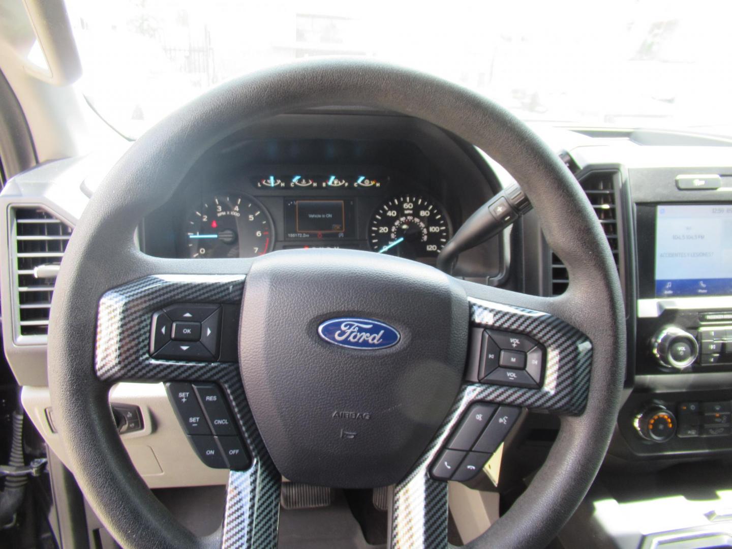 2020 Black /Black Ford F-150 King-Ranch SuperCrew 5.5-ft. 2WD (1FTEW1CP4LK) with an 2.7L V6 DOHC 24V engine, 6A transmission, located at 1511 North Shepherd Dr., Houston, TX, 77008, (281) 657-1221, 29.798361, -95.412560 - 155,141 mi VIN: 1FTEW1CP4LKD56074 Vehicle Details Crew Pickup 2.7L V6 F DOHC 24V Gasoline Rear wheel drive - Photo#2
