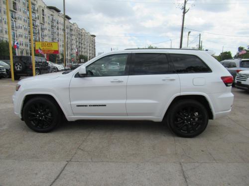 2018 Jeep Grand Cherokee Laredo 2WD