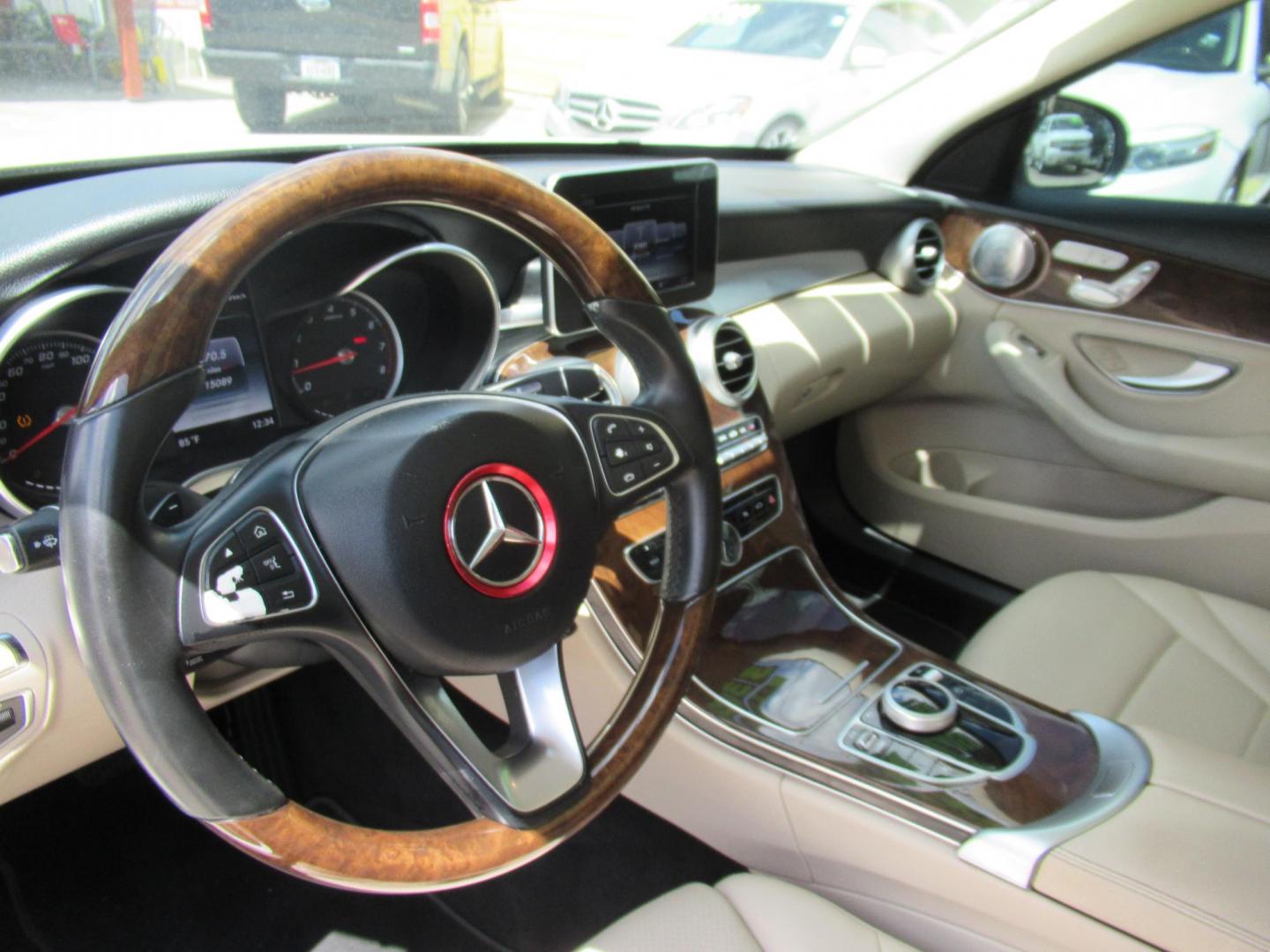 2017 White /Tan Mercedes-Benz C-Class C300 Sedan (55SWF4JB0HU) with an 2.0L L4 DOHC 16V engine, 7A transmission, located at 1511 North Shepherd Dr., Houston, TX, 77008, (281) 657-1221, 29.798361, -95.412560 - 2017 Mercedes-Benz C-Class C 300 115,078 mi VIN: 55SWF4JB0HU207967 Vehicle Details Sedan 4 DR 2.0L I4 F DOHC 16V Gasoline Rear wheel drive - Photo#12