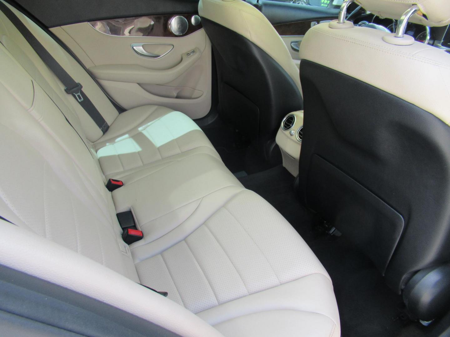 2017 White /Tan Mercedes-Benz C-Class C300 Sedan (55SWF4JB0HU) with an 2.0L L4 DOHC 16V engine, 7A transmission, located at 1511 North Shepherd Dr., Houston, TX, 77008, (281) 657-1221, 29.798361, -95.412560 - 2017 Mercedes-Benz C-Class C 300 115,078 mi VIN: 55SWF4JB0HU207967 Vehicle Details Sedan 4 DR 2.0L I4 F DOHC 16V Gasoline Rear wheel drive - Photo#13