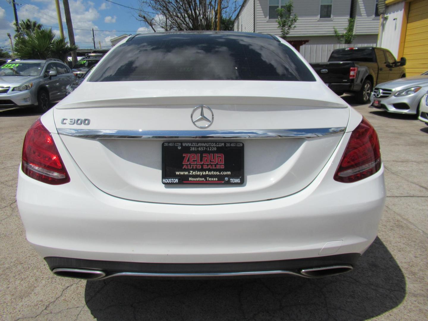 2017 White /Tan Mercedes-Benz C-Class C300 Sedan (55SWF4JB0HU) with an 2.0L L4 DOHC 16V engine, 7A transmission, located at 1511 North Shepherd Dr., Houston, TX, 77008, (281) 657-1221, 29.798361, -95.412560 - 2017 Mercedes-Benz C-Class C 300 115,078 mi VIN: 55SWF4JB0HU207967 Vehicle Details Sedan 4 DR 2.0L I4 F DOHC 16V Gasoline Rear wheel drive - Photo#19