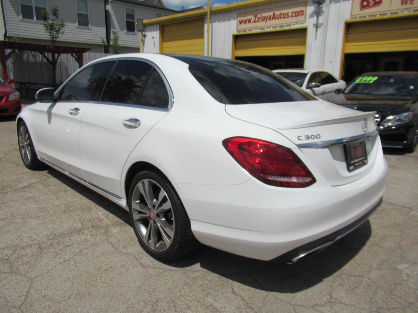 2017 White /Tan Mercedes-Benz C-Class C300 Sedan (55SWF4JB0HU) with an 2.0L L4 DOHC 16V engine, 7A transmission, located at 1511 North Shepherd Dr., Houston, TX, 77008, (281) 657-1221, 29.798361, -95.412560 - 2017 Mercedes-Benz C-Class C 300 115,078 mi VIN: 55SWF4JB0HU207967 Vehicle Details Sedan 4 DR 2.0L I4 F DOHC 16V Gasoline Rear wheel drive - Photo#20