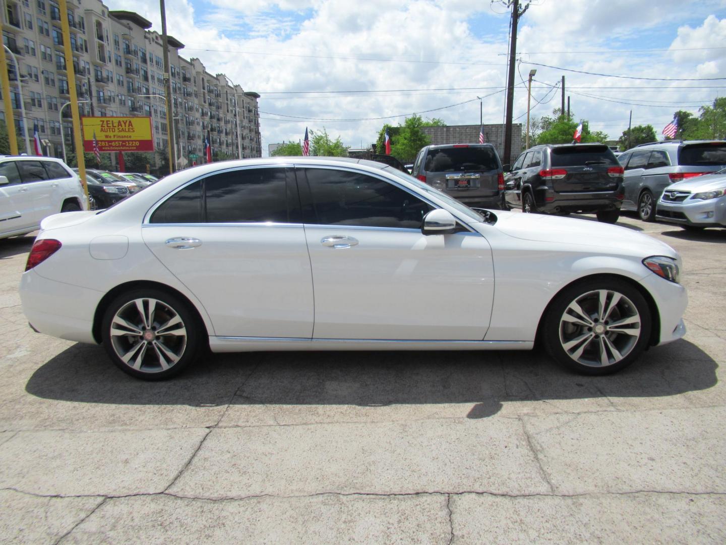 2017 White /Tan Mercedes-Benz C-Class C300 Sedan (55SWF4JB0HU) with an 2.0L L4 DOHC 16V engine, 7A transmission, located at 1511 North Shepherd Dr., Houston, TX, 77008, (281) 657-1221, 29.798361, -95.412560 - 2017 Mercedes-Benz C-Class C 300 115,078 mi VIN: 55SWF4JB0HU207967 Vehicle Details Sedan 4 DR 2.0L I4 F DOHC 16V Gasoline Rear wheel drive - Photo#25
