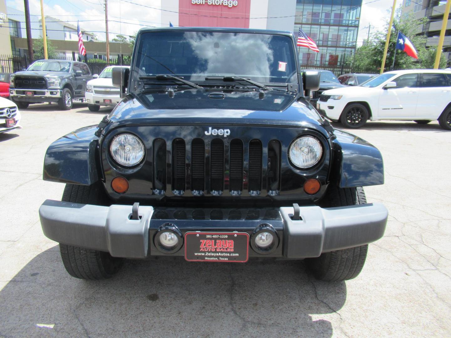 2016 Black /Black Jeep Wrangler Unlimited Sahara 4WD (1C4BJWEG3GL) with an 3.6L V6 DOHC 24V FFV engine, Automatic transmission, located at 1511 North Shepherd Dr., Houston, TX, 77008, (281) 657-1221, 29.798361, -95.412560 - 2016 Jeep Wrangler Unlimited Sahara 117,255 mi VIN: 1C4BJWEG3GL173289 Vehicle Details 4 Door Wagon/Sport Utility 3.6L V6 F DOHC 24V Gasoline Rear wheel drive w/ 4X4 - Photo#18