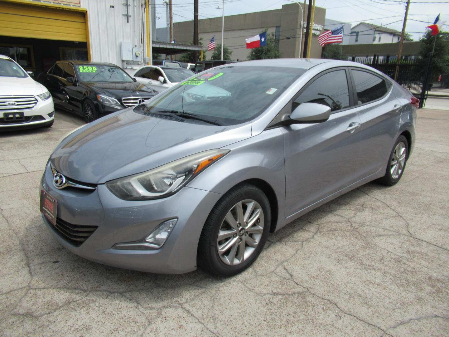 2016 BLUE /Gray Hyundai Elantra Limited (5NPDH4AE6GH) with an 1.8L L4 DOHC 16V engine, 6-Speed Automatic transmission, located at 1511 North Shepherd Dr., Houston, TX, 77008, (281) 657-1221, 29.798361, -95.412560 - 2016 Hyundai Elantra SE 135,085 mi VIN: 5NPDH4AE6GH703689 Original Window Sticker Vehicle Details Sedan 4 DR 1.8L I4 F DOHC 16V Gasoline Front wheel drive - Photo#15