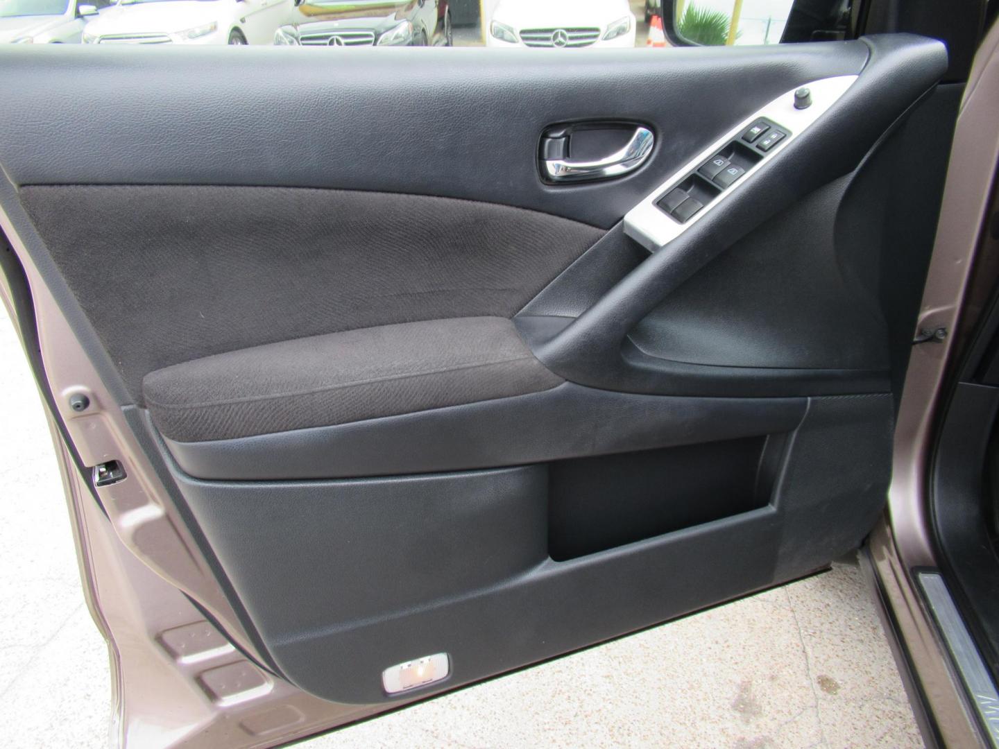 2014 Brown /Black Nissan Murano SL AWD (JN8AZ1MW1EW) with an 3.5L V6 DOHC 24V engine, Continuously Variable Transmission transmission, located at 1511 North Shepherd Dr., Houston, TX, 77008, (281) 657-1221, 29.798361, -95.412560 - 2014 Nissan Murano SV 126,909 mi VIN: JN8AZ1MW1EW511711 Original Window Sticker Vehicle Details 4 Door Wagon/Sport Utility 3.5L V6 F DOHC 24V Gasoline All wheel drive - Photo#1