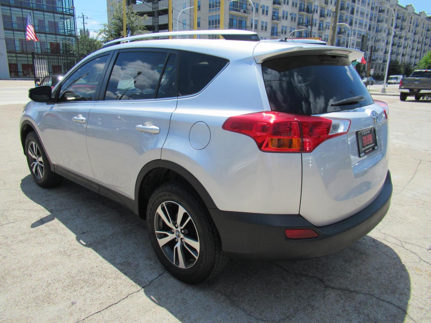 2015 Silver /Black Toyota RAV4 LE FWD (JTMZFREV0FD) with an 2.5L L4 DOHC 16V engine, 6-Speed Automatic transmission, located at 1511 North Shepherd Dr., Houston, TX, 77008, (281) 657-1221, 29.798361, -95.412560 - 2015 Toyota Rav4 LE 132,133 mi VIN: JTMZFREV0FD078567 Vehicle Details 4 Door Wagon/Sport Utility 2.5L I4 F DOHC 16V Gasoline Front wheel drive - Photo#19