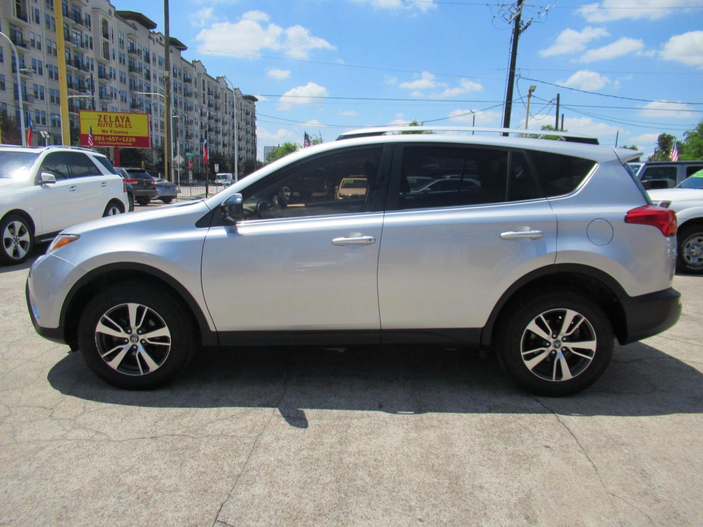 2015 Silver /Black Toyota RAV4 LE FWD (JTMZFREV0FD) with an 2.5L L4 DOHC 16V engine, 6-Speed Automatic transmission, located at 1511 North Shepherd Dr., Houston, TX, 77008, (281) 657-1221, 29.798361, -95.412560 - 2015 Toyota Rav4 LE 132,133 mi VIN: JTMZFREV0FD078567 Vehicle Details 4 Door Wagon/Sport Utility 2.5L I4 F DOHC 16V Gasoline Front wheel drive - Photo#26