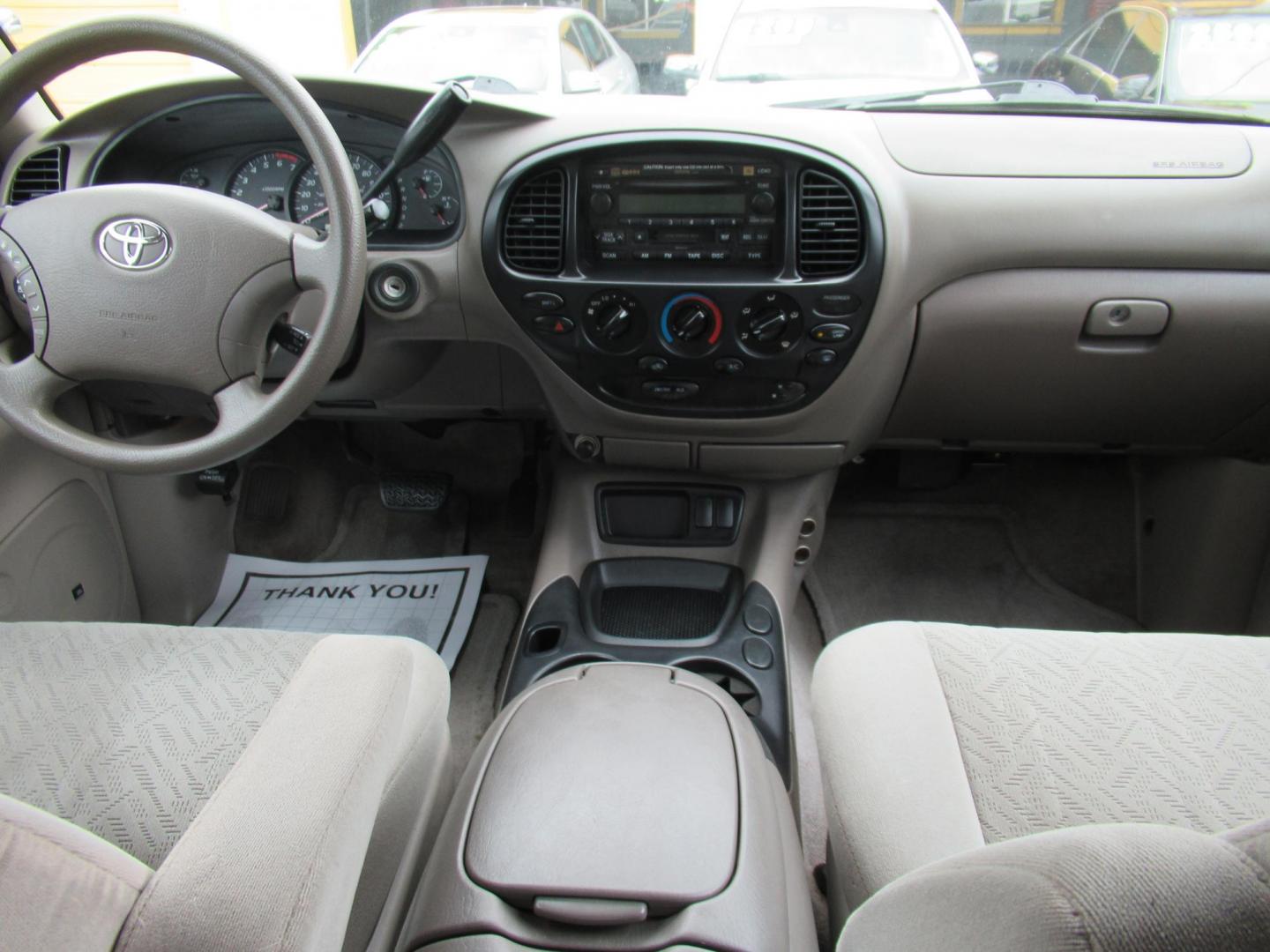 2005 White /Tan Toyota Tundra Limited Double Cab 4WD (5TBDT48125S) with an 4.7L V8 DOHC 32V engine, 5-Speed Automatic Overdrive transmission, located at 1511 North Shepherd Dr., Houston, TX, 77008, (281) 657-1221, 29.798361, -95.412560 - 2005 Toyota Tundra Limited 130,737 mi VIN: 5TBDT48125S483324 Vehicle Details 4 Door Extended Cab Pickup 4.7L V8 F DOHC 32V Gasoline Rear wheel drive w/ 4X4 - Photo#4