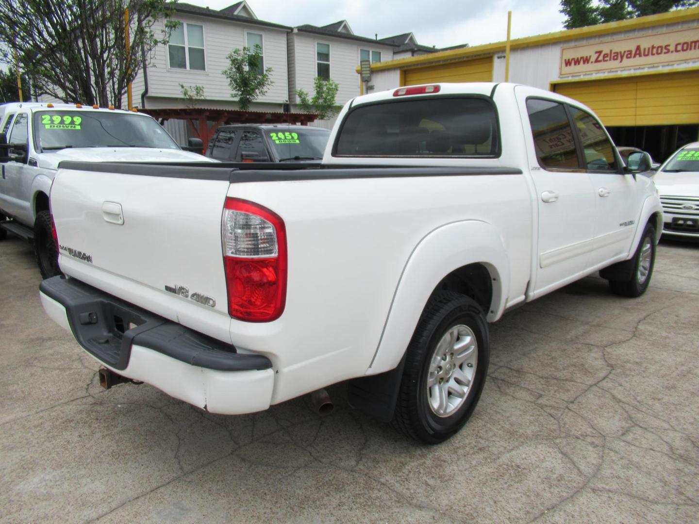 2005 White /Tan Toyota Tundra Limited Double Cab 4WD (5TBDT48125S) with an 4.7L V8 DOHC 32V engine, 5-Speed Automatic Overdrive transmission, located at 1511 North Shepherd Dr., Houston, TX, 77008, (281) 657-1221, 29.798361, -95.412560 - 2005 Toyota Tundra Limited 130,737 mi VIN: 5TBDT48125S483324 Vehicle Details 4 Door Extended Cab Pickup 4.7L V8 F DOHC 32V Gasoline Rear wheel drive w/ 4X4 - Photo#27