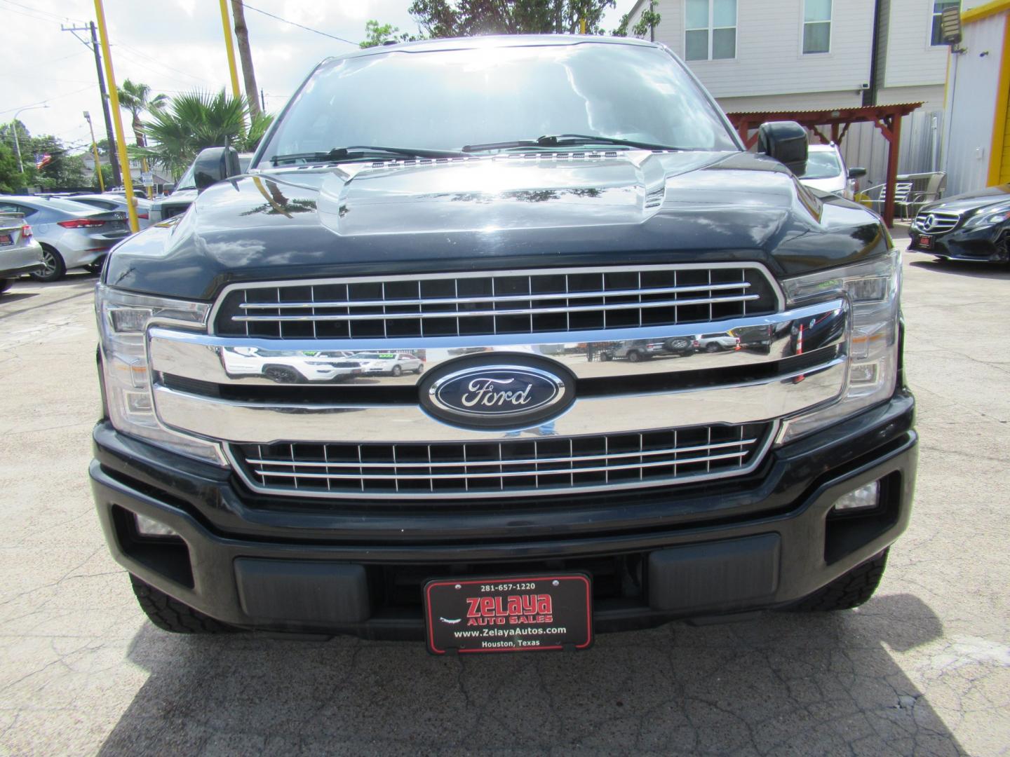 2018 Black /Gray Ford F-150 XLT SuperCrew 5.5-ft. Bed 2WD (1FTEW1CG1JK) with an 3.5L V6 TURBO engine, 6A transmission, located at 1511 North Shepherd Dr., Houston, TX, 77008, (281) 657-1221, 29.798361, -95.412560 - 2018 Ford F-150 XLT 129,418 mi VIN: 1FTEW1CG1JKF55757 Vehicle Details Crew Pickup 3.5L V6 F DOHC 24VGasoline Rear wheel drive- Photo#27