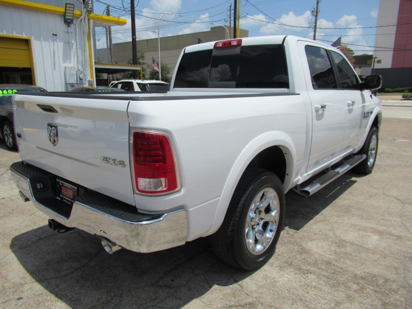 2015 White /Brown RAM 1500 Laramie Crew Cab SWB 4WD (1C6RR7NT9FS) with an 5.7L V8 OHV 16V engine, 6-Speed Automatic transmission, located at 1511 North Shepherd Dr., Houston, TX, 77008, (281) 657-1221, 29.798361, -95.412560 - 2015 Ram 1500 Laramie 145,729 miles VIN: 1C6RR7NT9FS513258 Vehicle Details Crew Pickup 5.7L V8 F OHV 16V Gasoline Rear wheel drive w/ 4X4- Photo#25