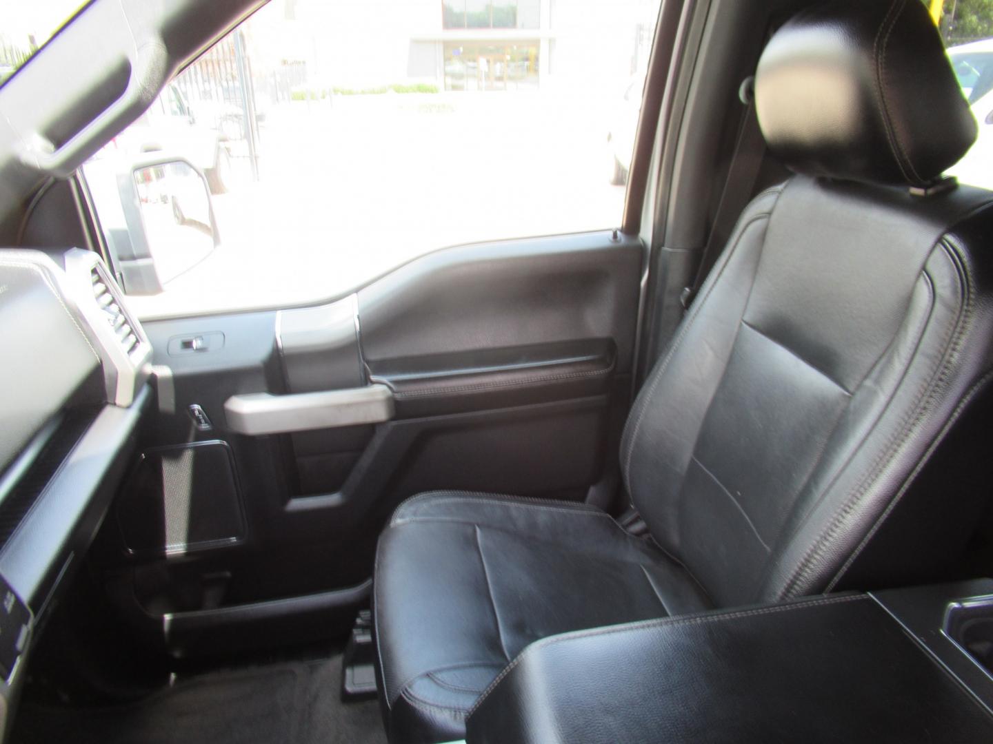 2015 Silver /Black Ford F-150 XLT SuperCrew 6.5-ft. Bed 4WD (1FTEW1EF0FF) with an 5.0L V8 engine, 6-Speed Automatic transmission, located at 1511 North Shepherd Dr., Houston, TX, 77008, (281) 657-1221, 29.798361, -95.412560 - 2015 Ford F-150 Lariat 130,833 miles VIN: 1FTEW1EF0FFA96810 Vehicle Details Crew Pickup 5.0L V8 F DOHC 32V Gasoline Rear wheel drive w/ 4X4- Photo#3