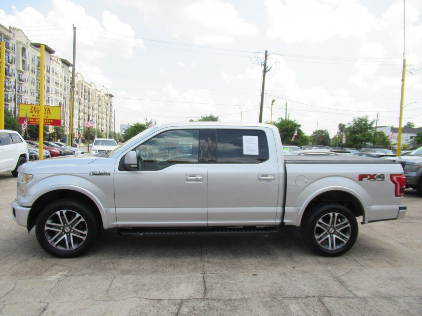 2015 Silver /Black Ford F-150 XLT SuperCrew 6.5-ft. Bed 4WD (1FTEW1EF0FF) with an 5.0L V8 engine, 6-Speed Automatic transmission, located at 1511 North Shepherd Dr., Houston, TX, 77008, (281) 657-1221, 29.798361, -95.412560 - 2015 Ford F-150 Lariat 130,833 miles VIN: 1FTEW1EF0FFA96810 Vehicle Details Crew Pickup 5.0L V8 F DOHC 32V Gasoline Rear wheel drive w/ 4X4- Photo#37