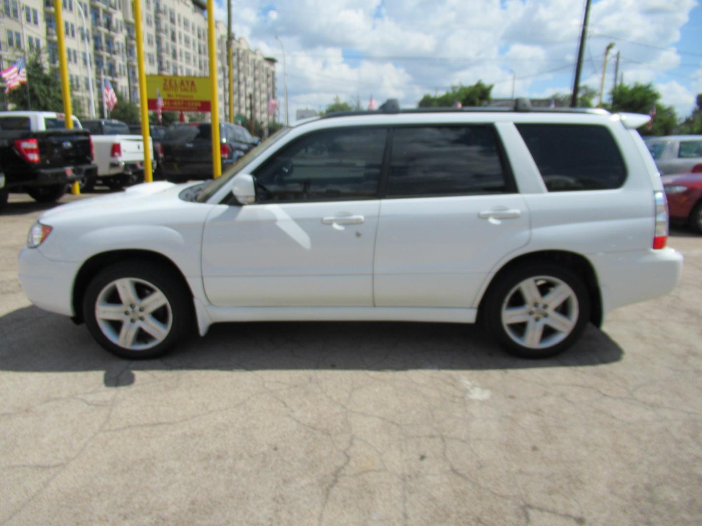 2008 White /TAN Subaru Forester 2.5XT Limited (JF1SG696X8H) with an 2.5L H4 DOHC 16V TURBO engine, 4A transmission, located at 1511 North Shepherd Dr., Houston, TX, 77008, (281) 657-1221, 29.798361, -95.412560 - 2008 Subaru Forester 2.5 XT Limited 189,484 miles VIN: JF1SG696X8H707687 Vehicle Details 4 Door Wagon/Sport Utility 2.5L H4 F DOHC 16V Gasoline All wheel drive- Photo#30