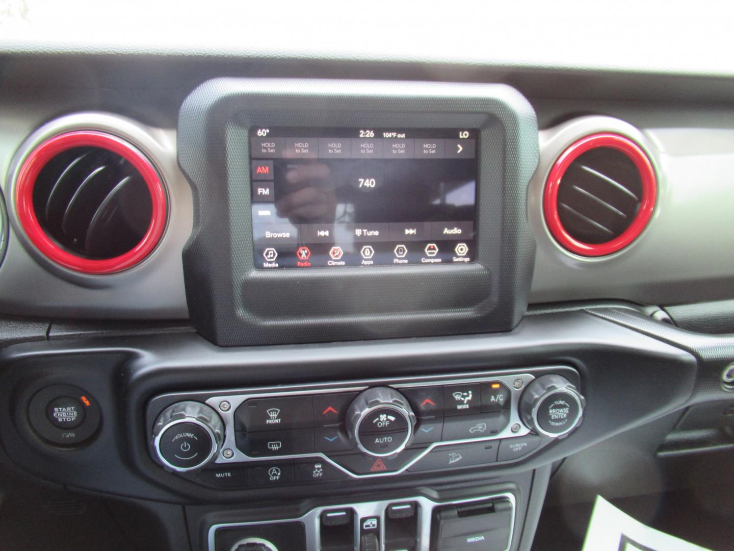 2020 Gray /Black Jeep Wrangler Unlimited Sport (1C4HJXDN7LW) with an 2.0L L4 DOHC 16V TURBO engine, 6A transmission, located at 1511 North Shepherd Dr., Houston, TX, 77008, (281) 657-1221, 29.798361, -95.412560 - 2020 Jeep Wrangler Unlimited Sport S 122,106 miles VIN: 1C4HJXDN7LW282475 Vehicle Details 4 Door Wagon/Sport Utility 2.0L I4 F DOHC 16V Gasoline Rear wheel drive w/ 4X4- Photo#2
