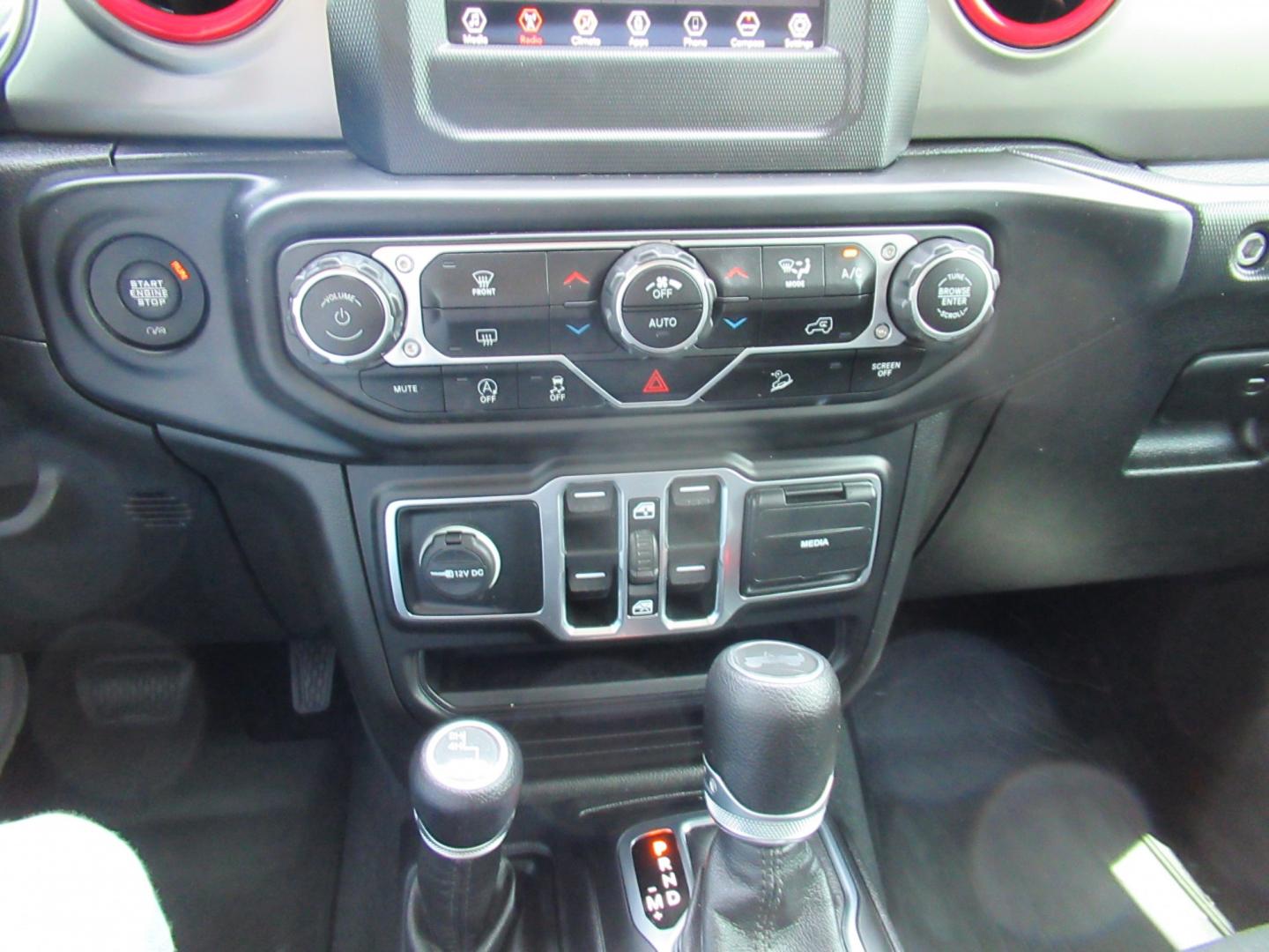 2020 Gray /Black Jeep Wrangler Unlimited Sport (1C4HJXDN7LW) with an 2.0L L4 DOHC 16V TURBO engine, 6A transmission, located at 1511 North Shepherd Dr., Houston, TX, 77008, (281) 657-1221, 29.798361, -95.412560 - 2020 Jeep Wrangler Unlimited Sport S 122,106 miles VIN: 1C4HJXDN7LW282475 Vehicle Details 4 Door Wagon/Sport Utility 2.0L I4 F DOHC 16V Gasoline Rear wheel drive w/ 4X4- Photo#3