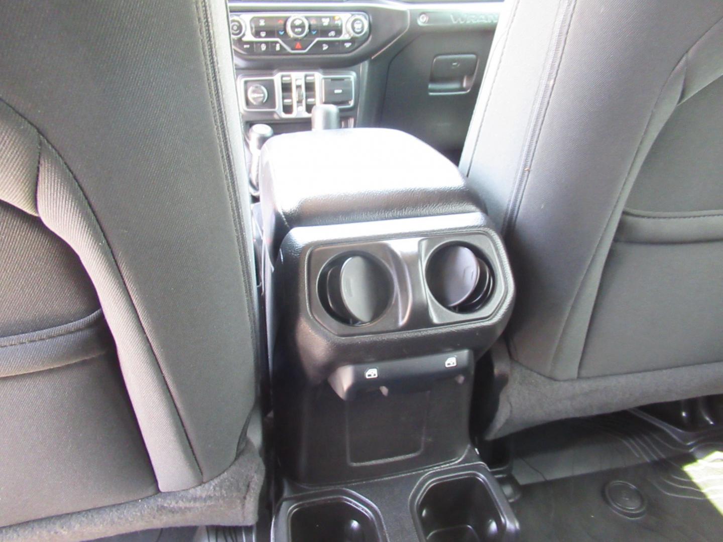 2020 Gray /Black Jeep Wrangler Unlimited Sport (1C4HJXDN7LW) with an 2.0L L4 DOHC 16V TURBO engine, 6A transmission, located at 1511 North Shepherd Dr., Houston, TX, 77008, (281) 657-1221, 29.798361, -95.412560 - 2020 Jeep Wrangler Unlimited Sport S 122,106 miles VIN: 1C4HJXDN7LW282475 Vehicle Details 4 Door Wagon/Sport Utility 2.0L I4 F DOHC 16V Gasoline Rear wheel drive w/ 4X4- Photo#10