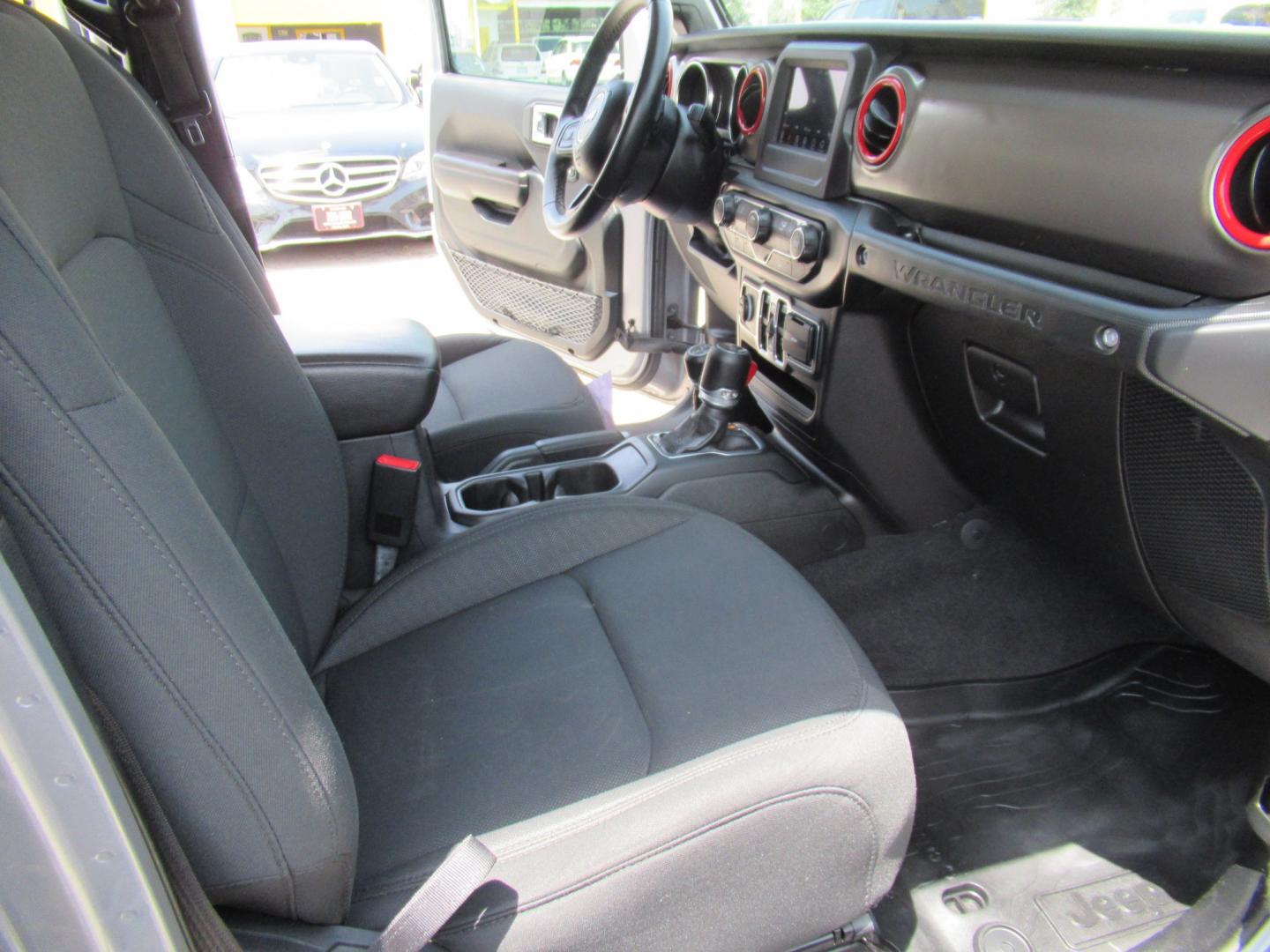 2020 Gray /Black Jeep Wrangler Unlimited Sport (1C4HJXDN7LW) with an 2.0L L4 DOHC 16V TURBO engine, 6A transmission, located at 1511 North Shepherd Dr., Houston, TX, 77008, (281) 657-1221, 29.798361, -95.412560 - 2020 Jeep Wrangler Unlimited Sport S 122,106 miles VIN: 1C4HJXDN7LW282475 Vehicle Details 4 Door Wagon/Sport Utility 2.0L I4 F DOHC 16V Gasoline Rear wheel drive w/ 4X4- Photo#16