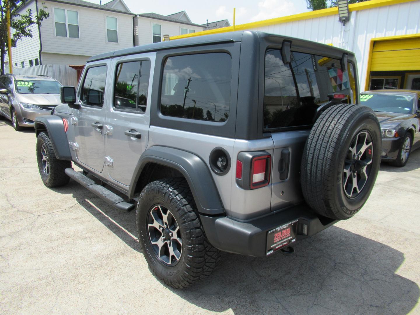 2020 Gray /Black Jeep Wrangler Unlimited Sport (1C4HJXDN7LW) with an 2.0L L4 DOHC 16V TURBO engine, 6A transmission, located at 1511 North Shepherd Dr., Houston, TX, 77008, (281) 657-1221, 29.798361, -95.412560 - 2020 Jeep Wrangler Unlimited Sport S 122,106 miles VIN: 1C4HJXDN7LW282475 Vehicle Details 4 Door Wagon/Sport Utility 2.0L I4 F DOHC 16V Gasoline Rear wheel drive w/ 4X4- Photo#27