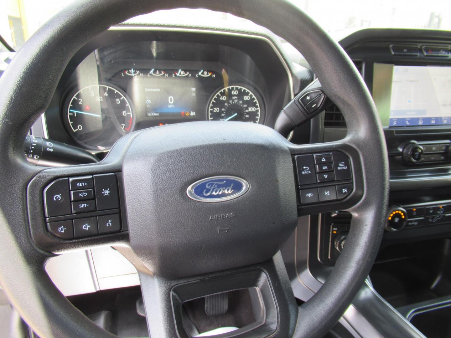 2022 Black /Black Ford F-150 XLT SuperCrew 6.5-ft. Bed 4WD (1FTEW1EP9NF) with an 2.7L V6 DOHC 24V engine, 6A transmission, located at 1511 North Shepherd Dr., Houston, TX, 77008, (281) 657-1221, 29.798361, -95.412560 - 2022 Ford F-150 XL 143,249 miles VIN: 1FTEW1EP9NFA10613 Vehicle Details Crew Pickup 2.7L V6 F DOHC 24V Gasoline Rear wheel drive w/ 4X4- Photo#12