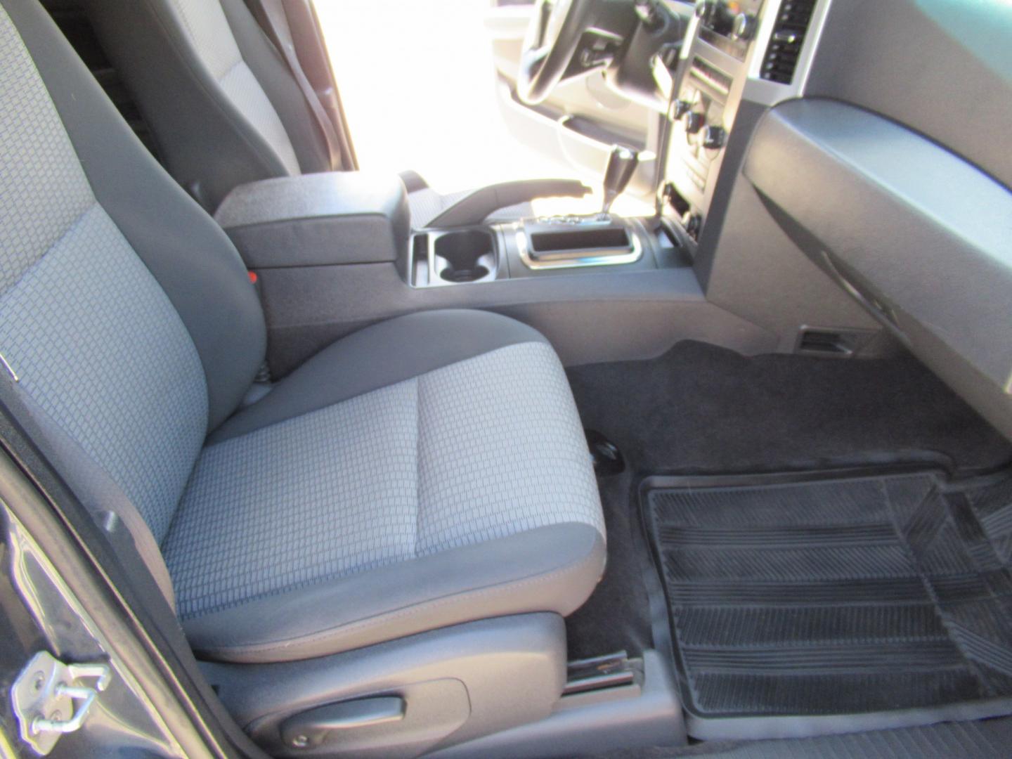 2008 BLUE /Gray Jeep Grand Cherokee Laredo 4WD (1J8GR48K38C) with an 3.7L V6 SOHC 12V engine, 5A OD transmission, located at 1511 North Shepherd Dr., Houston, TX, 77008, (281) 657-1221, 29.798361, -95.412560 - 2008 Jeep Grand Cherokee Laredo 156,835 miles VIN: 1J8GR48K38C184001 Vehicle Details 4 Door Wagon/Sport Utility 3.7L V6 F Gasoline Rear wheel drive w/ 4X4- Photo#14