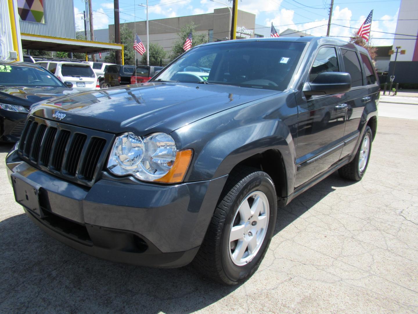 2008 BLUE /Gray Jeep Grand Cherokee Laredo 4WD (1J8GR48K38C) with an 3.7L V6 SOHC 12V engine, 5A OD transmission, located at 1511 North Shepherd Dr., Houston, TX, 77008, (281) 657-1221, 29.798361, -95.412560 - 2008 Jeep Grand Cherokee Laredo 156,835 miles VIN: 1J8GR48K38C184001 Vehicle Details 4 Door Wagon/Sport Utility 3.7L V6 F Gasoline Rear wheel drive w/ 4X4- Photo#18