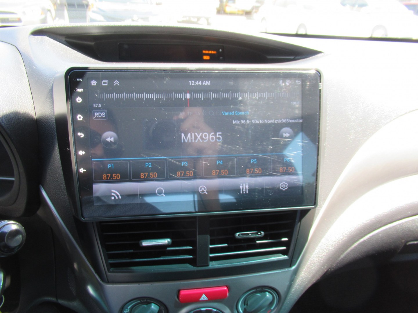 2010 Gray /Black Subaru Impreza Outback Sport (JF1GH6D67AG) with an 2.5L H4 SOHC 16V engine, 5M transmission, located at 1511 North Shepherd Dr., Houston, TX, 77008, (281) 657-1221, 29.798361, -95.412560 - 2010 Subaru Impreza Outback Sport 168,276 miles VIN: JF1GH6D67AG804710 Vehicle Details Wagon 4 DR 2.5L H4 F SOHC 16V Gasoline All wheel drive- Photo#1