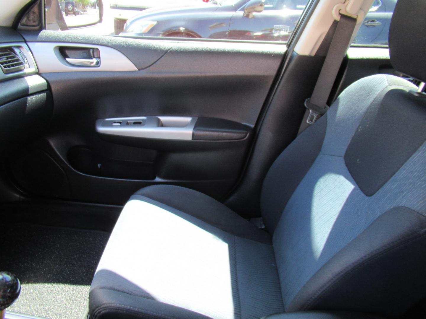 2010 Gray /Black Subaru Impreza Outback Sport (JF1GH6D67AG) with an 2.5L H4 SOHC 16V engine, 5M transmission, located at 1511 North Shepherd Dr., Houston, TX, 77008, (281) 657-1221, 29.798361, -95.412560 - 2010 Subaru Impreza Outback Sport 168,276 miles VIN: JF1GH6D67AG804710 Vehicle Details Wagon 4 DR 2.5L H4 F SOHC 16V Gasoline All wheel drive- Photo#5