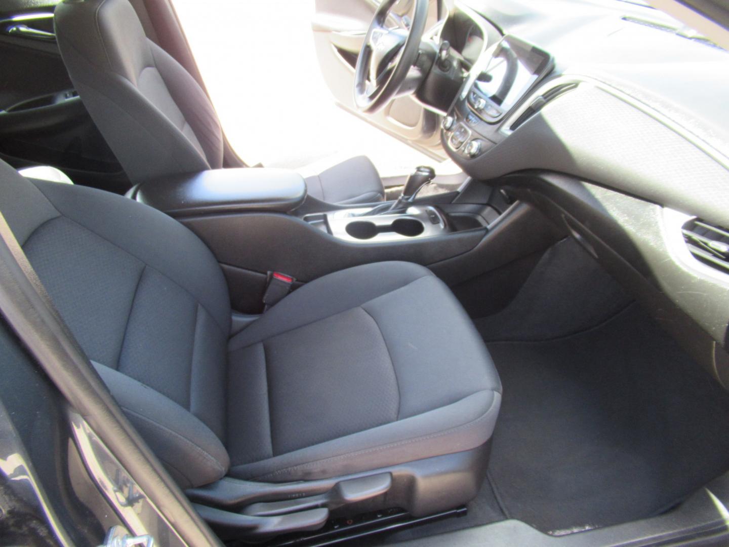 2020 Gray /Black Chevrolet Malibu LS (1G1ZB5ST6LF) with an 1.5L L4 DOHC 16V engine, 6A transmission, located at 1511 North Shepherd Dr., Houston, TX, 77008, (281) 657-1221, 29.798361, -95.412560 - 2020 Chevrolet Malibu LS 140,845 miles VIN: 1G1ZB5ST6LF143034 Vehicle Details Sedan 4 DR 1.5L I4 F DOHC 16V Gasoline Front wheel drive- Photo#12