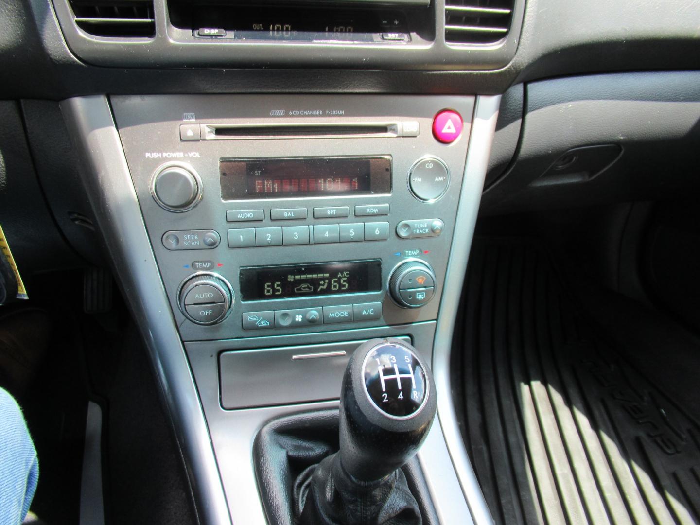 2006 Silver /Black Subaru Outback 2.5i Limited Wagon (4S4BP62C166) with an 2.5L H4 SOHC 16V engine, 4A OD transmission, located at 1511 North Shepherd Dr., Houston, TX, 77008, (281) 657-1221, 29.798361, -95.412560 - 2006 Subaru Outback 2.5I Limited 218,975 miles VIN: 4S4BP62C166358076 Vehicle Details Wagon 4 DR 2.5L H4 F SOHC 16V Gasoline All wheel drive- Photo#4