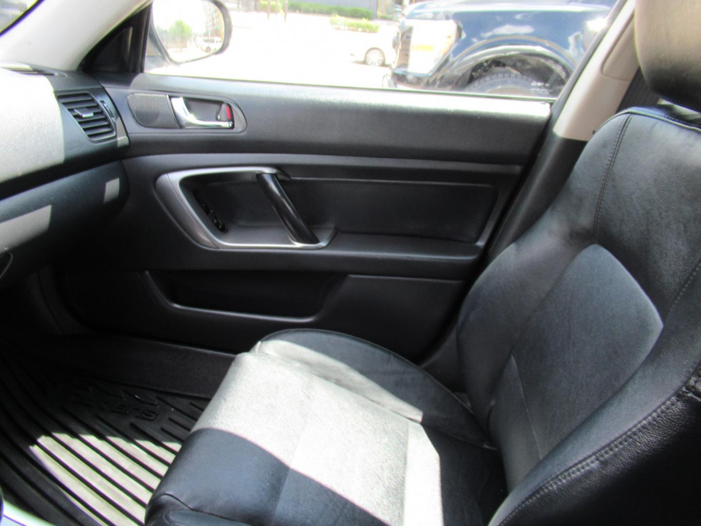 2006 Silver /Black Subaru Outback 2.5i Limited Wagon (4S4BP62C166) with an 2.5L H4 SOHC 16V engine, 4A OD transmission, located at 1511 North Shepherd Dr., Houston, TX, 77008, (281) 657-1221, 29.798361, -95.412560 - 2006 Subaru Outback 2.5I Limited 218,975 miles VIN: 4S4BP62C166358076 Vehicle Details Wagon 4 DR 2.5L H4 F SOHC 16V Gasoline All wheel drive- Photo#7