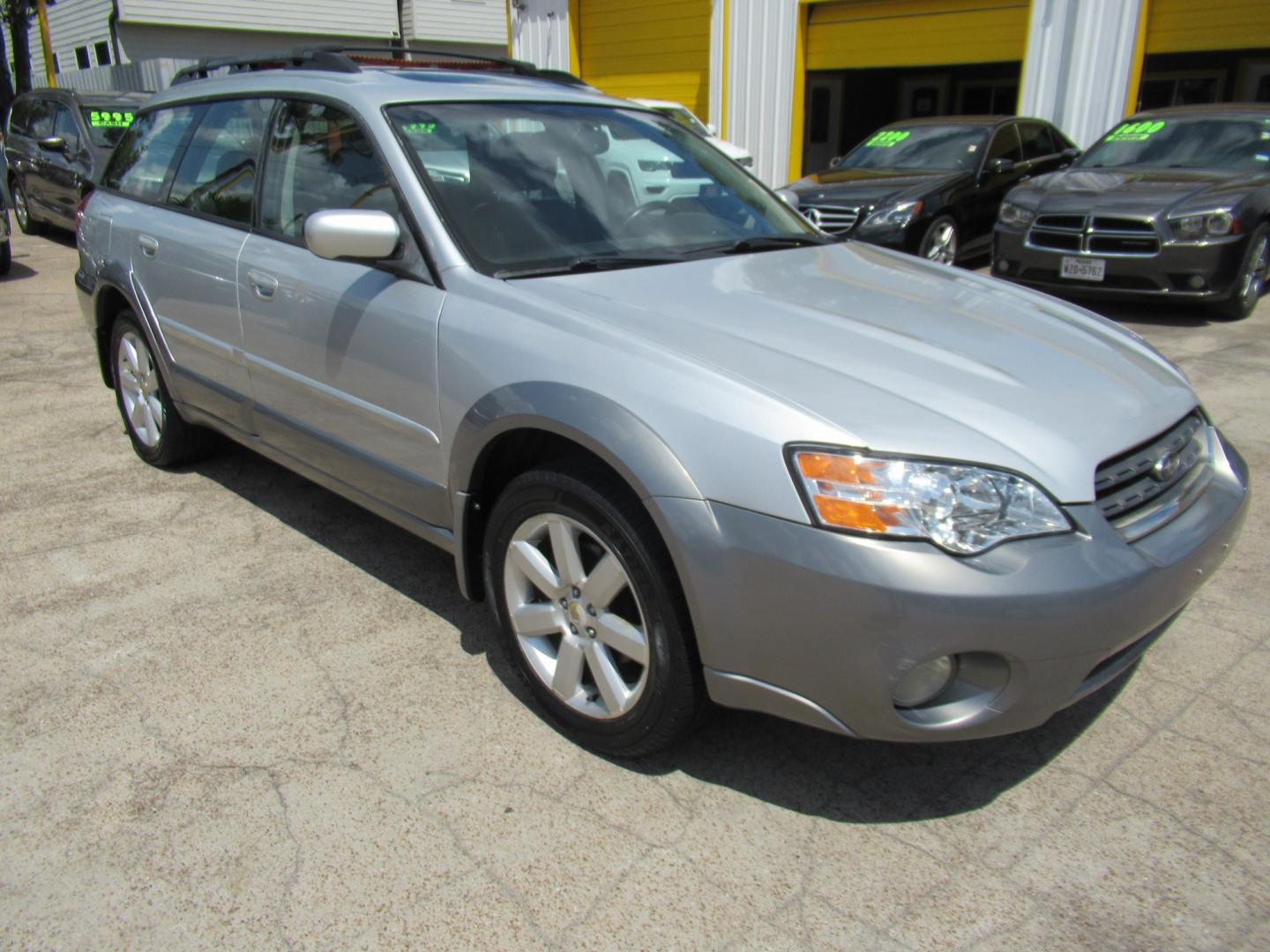 2006 Silver /Black Subaru Outback 2.5i Limited Wagon (4S4BP62C166) with an 2.5L H4 SOHC 16V engine, 4A OD transmission, located at 1511 North Shepherd Dr., Houston, TX, 77008, (281) 657-1221, 29.798361, -95.412560 - 2006 Subaru Outback 2.5I Limited 218,975 miles VIN: 4S4BP62C166358076 Vehicle Details Wagon 4 DR 2.5L H4 F SOHC 16V Gasoline All wheel drive- Photo#21