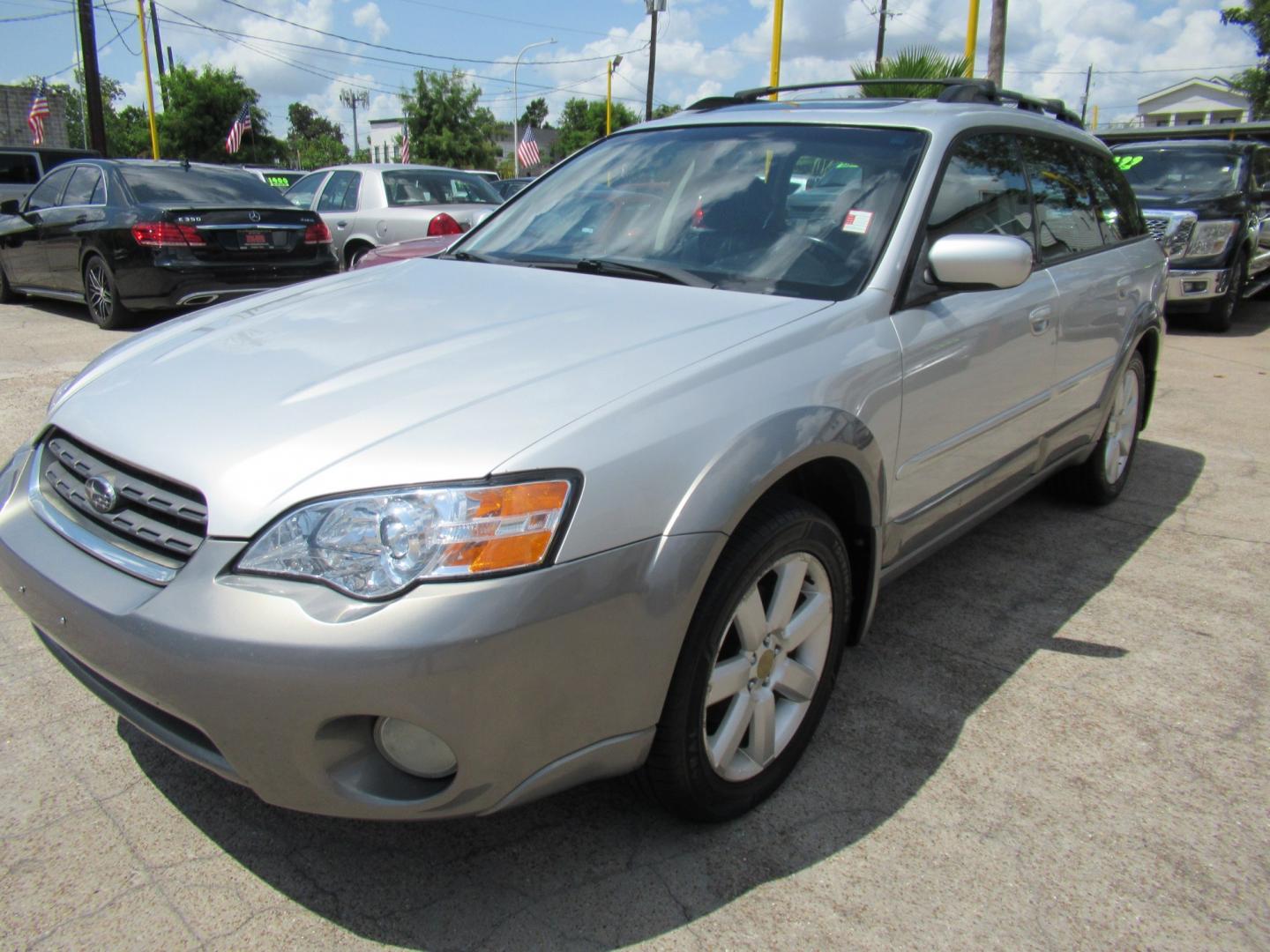 2006 Silver /Black Subaru Outback 2.5i Limited Wagon (4S4BP62C166) with an 2.5L H4 SOHC 16V engine, 4A OD transmission, located at 1511 North Shepherd Dr., Houston, TX, 77008, (281) 657-1221, 29.798361, -95.412560 - 2006 Subaru Outback 2.5I Limited 218,975 miles VIN: 4S4BP62C166358076 Vehicle Details Wagon 4 DR 2.5L H4 F SOHC 16V Gasoline All wheel drive- Photo#23