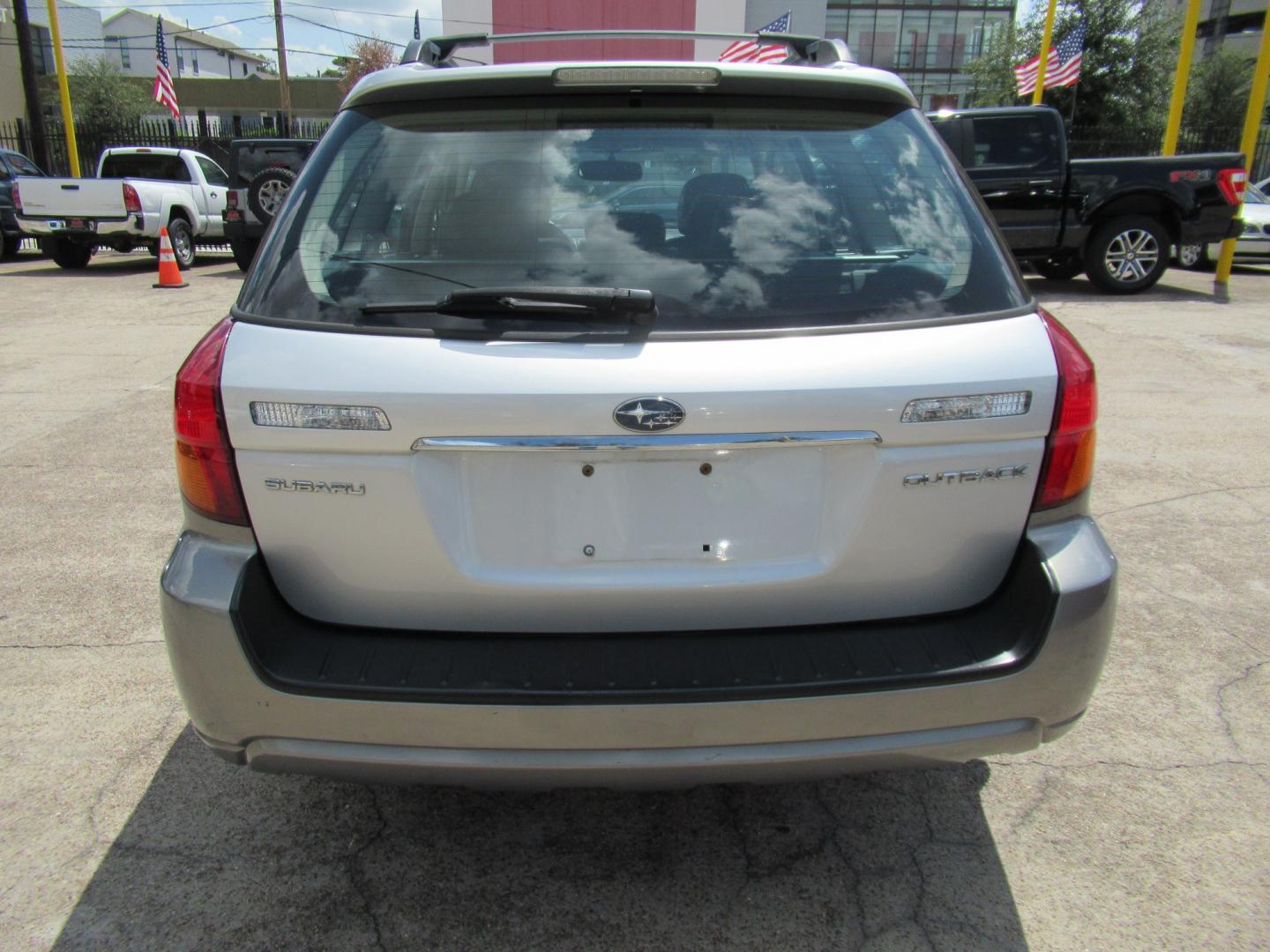 2006 Silver /Black Subaru Outback 2.5i Limited Wagon (4S4BP62C166) with an 2.5L H4 SOHC 16V engine, 4A OD transmission, located at 1511 North Shepherd Dr., Houston, TX, 77008, (281) 657-1221, 29.798361, -95.412560 - 2006 Subaru Outback 2.5I Limited 218,975 miles VIN: 4S4BP62C166358076 Vehicle Details Wagon 4 DR 2.5L H4 F SOHC 16V Gasoline All wheel drive- Photo#26
