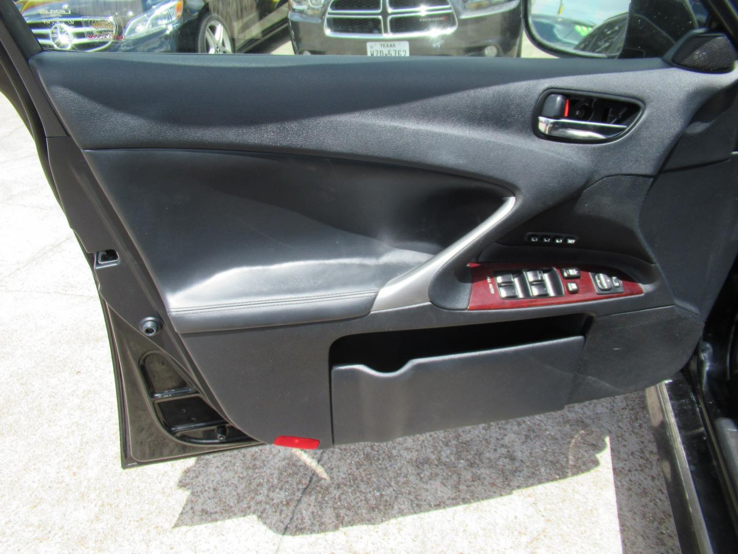 2006 Black /Black Lexus IS IS 350 (JTHBE262662) with an 3.5L V6 24V DOHC engine, 6A OD transmission, located at 1511 North Shepherd Dr., Houston, TX, 77008, (281) 657-1221, 29.798361, -95.412560 - 2006 Lexus IS 350 142,324 miles VIN: JTHBE262662002751 Vehicle Details Sedan 4 DR 3.5L V6 F 24V Gasoline Rear wheel drive- Photo#3