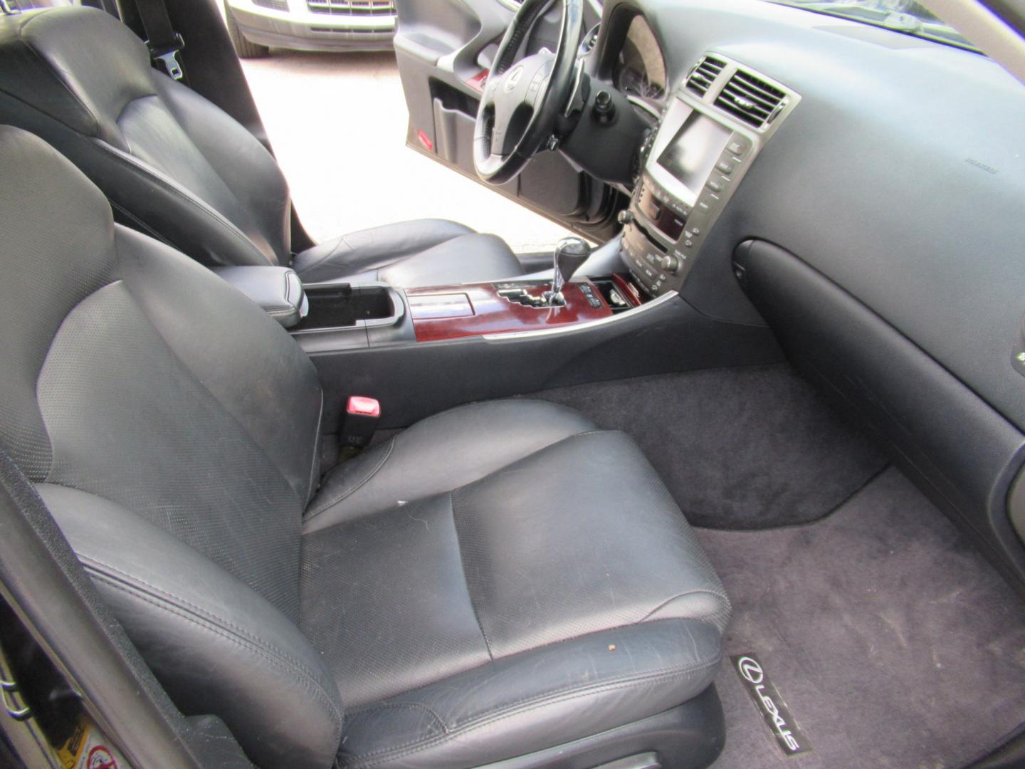 2006 Black /Black Lexus IS IS 350 (JTHBE262662) with an 3.5L V6 24V DOHC engine, 6A OD transmission, located at 1511 North Shepherd Dr., Houston, TX, 77008, (281) 657-1221, 29.798361, -95.412560 - 2006 Lexus IS 350 142,324 miles VIN: JTHBE262662002751 Vehicle Details Sedan 4 DR 3.5L V6 F 24V Gasoline Rear wheel drive- Photo#11