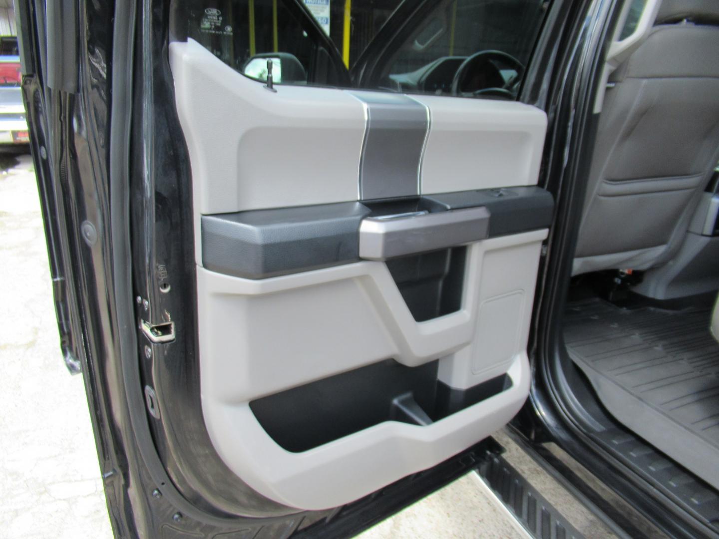 2020 Black /Black Ford F-150 XLT SuperCrew 6.5-ft. Bed 4WD (1FTEW1E46LF) with an 3.5L V6 TURBO engine, 6A transmission, located at 1511 North Shepherd Dr., Houston, TX, 77008, (281) 657-1221, 29.798361, -95.412560 - 2020 Ford F-150 XLT 146,339 miles VIN: 1FTEW1E46LFA13634 Original Window Sticker Vehicle Details Crew Pickup 3.5L V6 F DOHC 24V Gasoline Rear wheel drive w/ 4X4- Photo#13