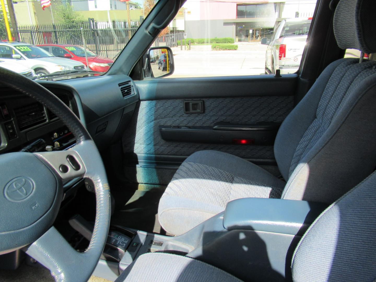 1994 BLUE /Gray Toyota 4Runner SR5 V6 4WD (JT3VN39W7R0) with an 3.0L V6 OHV 12V engine, located at 1511 North Shepherd Dr., Houston, TX, 77008, (281) 657-1221, 29.798361, -95.412560 - 1994 Toyota 4Runner SR5 V6 179,016 miles VIN: JT3VN39W7R0166274 Vehicle Details 4 Door Wagon/Sport Utility 3.0L V6 F Gasoline Rear wheel drive w/ 4X4- Photo#2